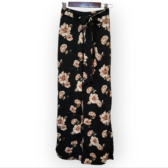 NEW J.O.A. Los Angeles Floral Palazzo Pants with Tie Size XS - Picture 5 of 17